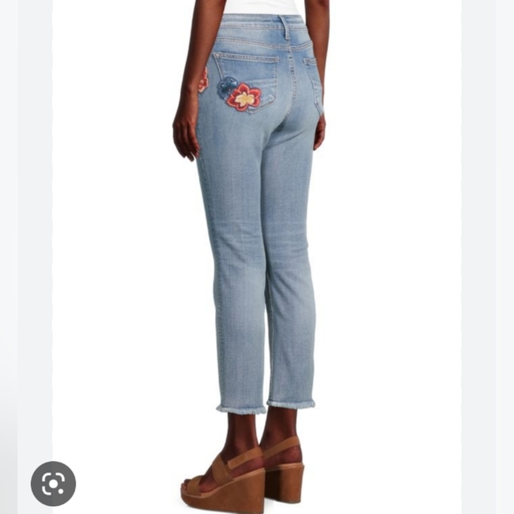 Driftwood Colette High Rise Fray Hem Jean Straight Crop Floral Applique  Size 25 - Picture 4 of 13